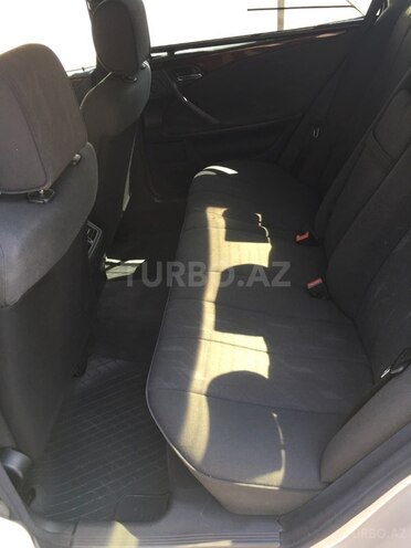 Mercedes E 220 2000, 268,642 km - 2.2 l - Bakı