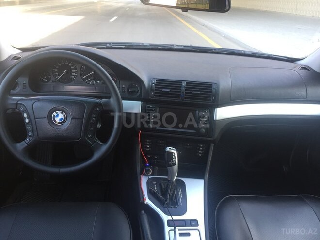 BMW 523 1999, 300,000 km - 2.5 l - Bakı