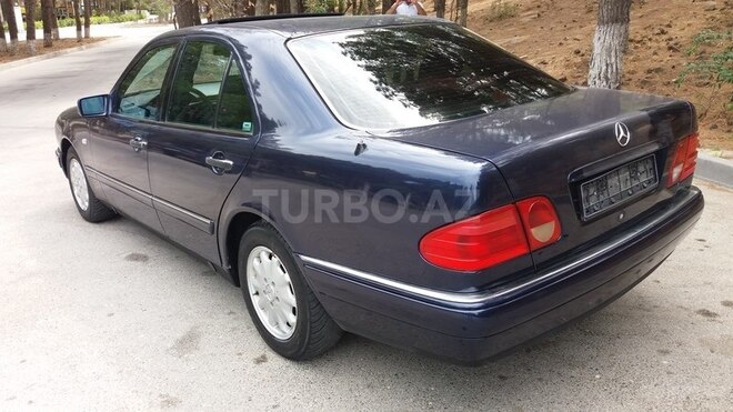 Mercedes E 230 1996, 320,000 km - 2.3 l - Xırdalan