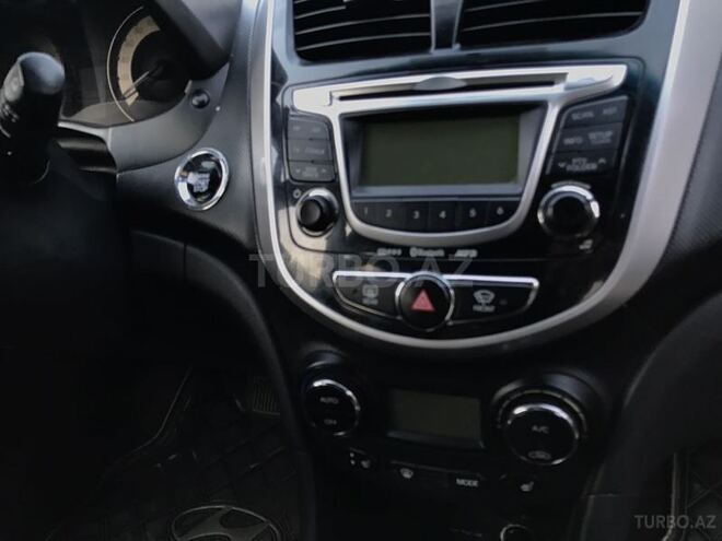 Hyundai Accent 2012, 124,339 km - 1.6 l - Bakı
