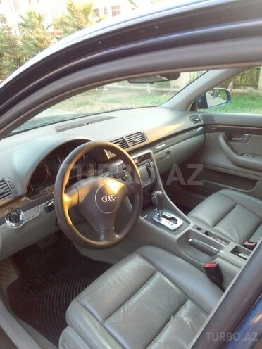 Audi A4 2004, 300,000 km - 1.8 l - Bakı
