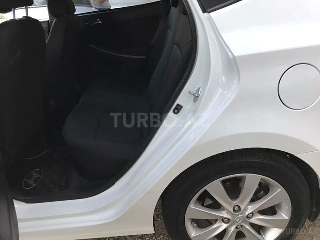 Hyundai Accent 2012, 124,339 km - 1.6 l - Bakı
