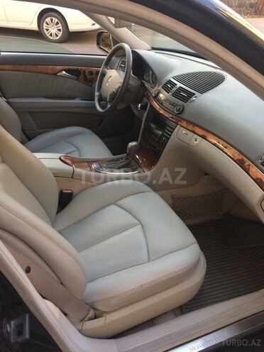 Mercedes E 320 2002, 224,000 km - 3.2 l - Bakı