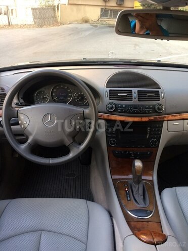 Mercedes E 320 2002, 224,000 km - 3.2 l - Bakı
