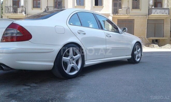 Mercedes E 320 2002, 195,500 km - 3.2 l - Bakı