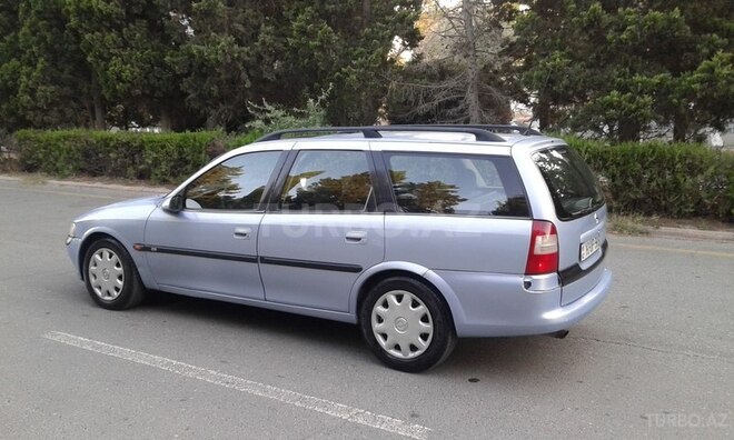 Opel Vectra 1998, 193,000 km - 2.0 l - Sumqayıt