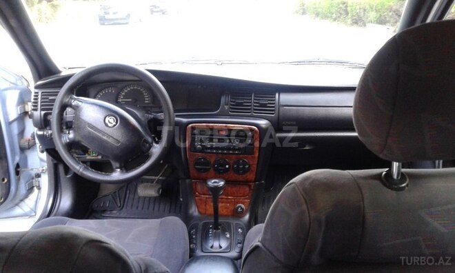 Opel Vectra 1998, 193,000 km - 2.0 l - Sumqayıt