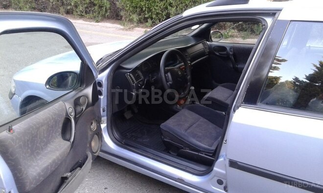 Opel Vectra 1998, 193,000 km - 2.0 l - Sumqayıt