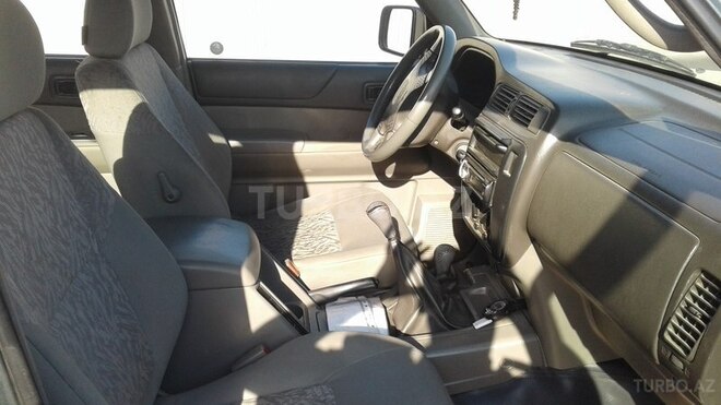 Nissan Patrol 2002, 358,200 km - 3.0 l - Bakı