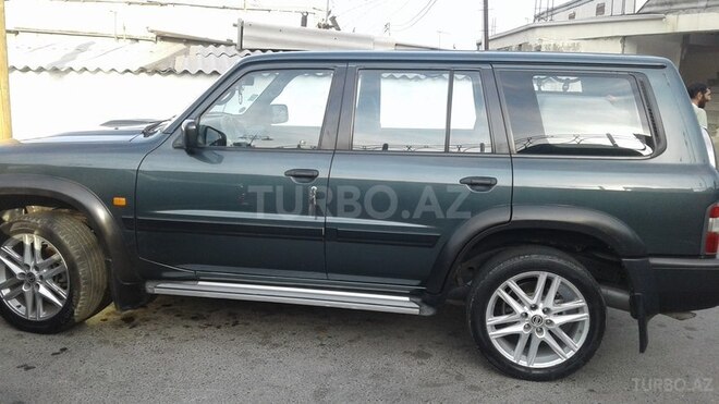 Nissan Patrol 2002, 358,200 km - 3.0 l - Bakı