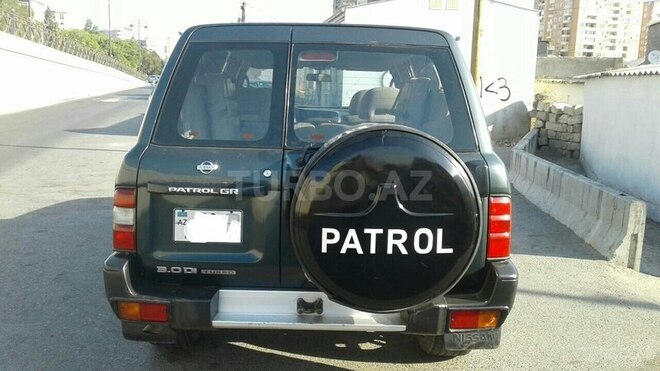 Nissan Patrol 2002, 358,200 km - 3.0 l - Bakı