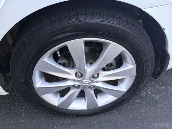 Hyundai Accent 2013, 88,000 km - 1.6 l - Bakı