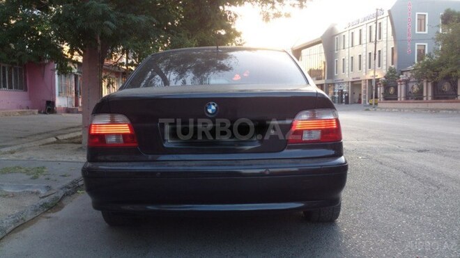 BMW 525 2001, 217,000 km - 2.5 l - Bakı