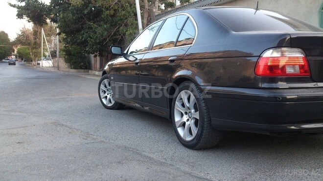 BMW 525 2001, 217,000 km - 2.5 l - Bakı
