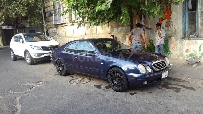 Mercedes CLK 320 1999, 180,000 km - 3.2 л - Bakı