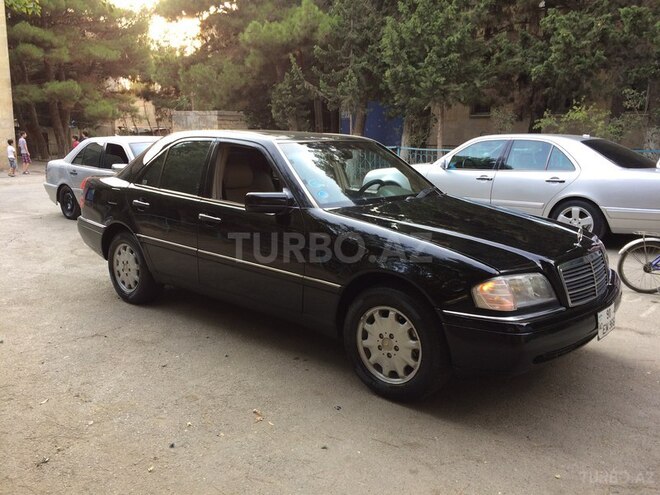 Mercedes C 230 1996, 303,000 km - 2.3 l - Bakı
