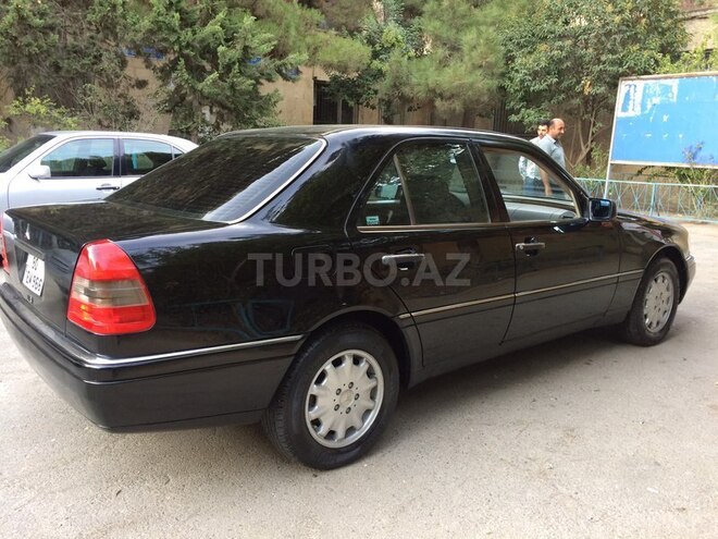 Mercedes C 230 1996, 303,000 km - 2.3 l - Bakı