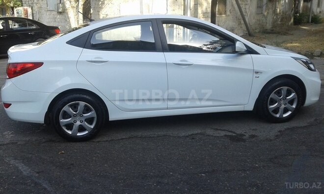 Hyundai Accent 2013, 110,000 km - 1.6 l - Bakı