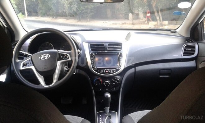 Hyundai Accent 2013, 110,000 km - 1.6 l - Bakı