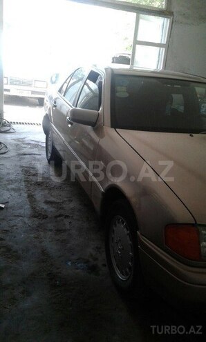 Mercedes C 180 1992, 1,111,111 km - 1.8 l - Tovuz