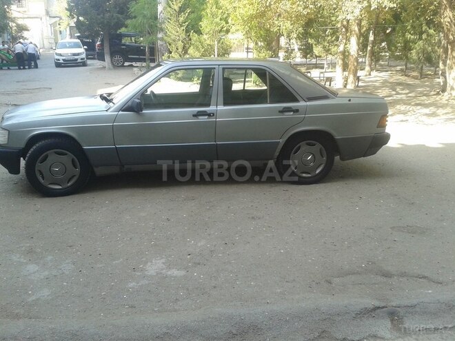 Mercedes 190 1990, 300,000 km - 2.0 l - Sumqayıt