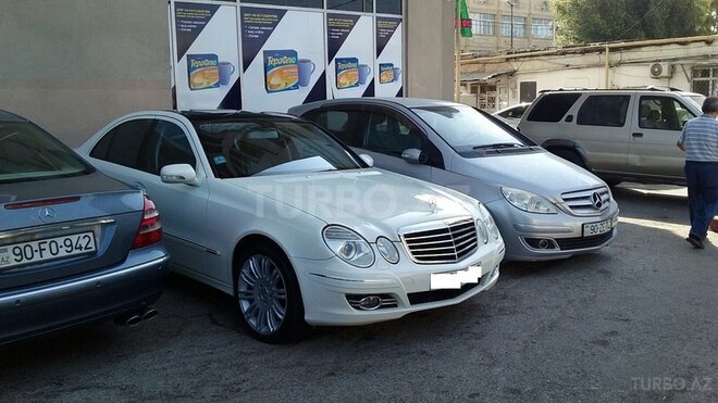 Mercedes E 200 2007, 230,000 km - 1.8 l - Bakı