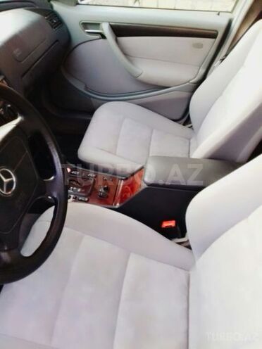 Mercedes C 220 2000, 245,000 km - 2.2 л - Cəlilabad