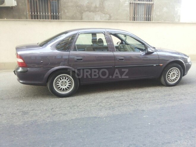 Opel Vectra 1997, 200,000 km - 1.8 l - Bakı