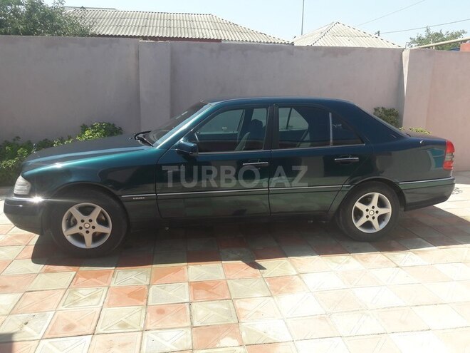 Mercedes C 200 1995, 320,000 km - 2.0 l - Bakı