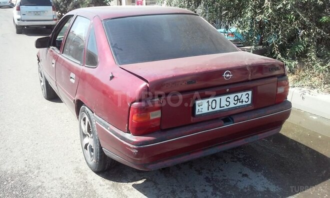 Opel Vectra 1990, 250,000 km - 2.0 л - Bakı