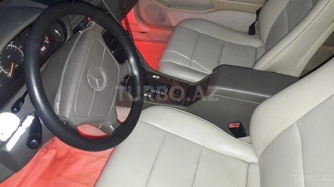 Mercedes C 220 1996, 250,000 km - 2.2 l - Zaqatala