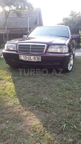 Mercedes C 220 1996, 250,000 km - 2.2 l - Zaqatala