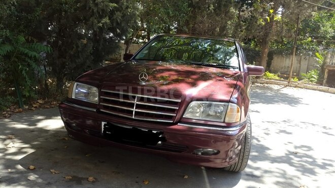 Mercedes C 240 1997, 252,000 km - 2.4 л - Bakı
