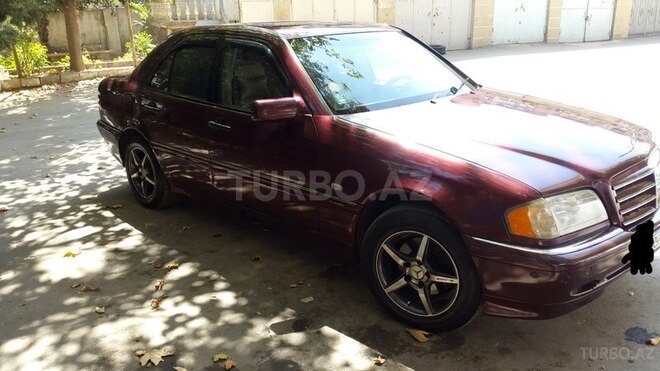 Mercedes C 240 1997, 252,000 km - 2.4 л - Bakı