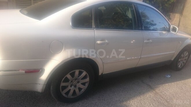 Volkswagen Passat 2000, 220,000 km - 2.0 l - Bakı