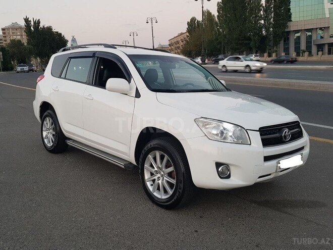 Toyota RAV4 2009, 145,807 km - 2.4 l - Bakı