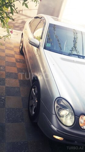 Mercedes E 320 2004, 205,000 km - 3.2 l - Bakı