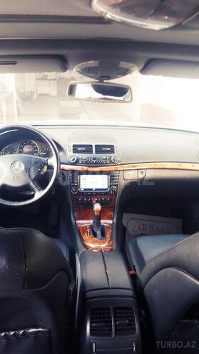 Mercedes E 320 2004, 205,000 km - 3.2 l - Bakı
