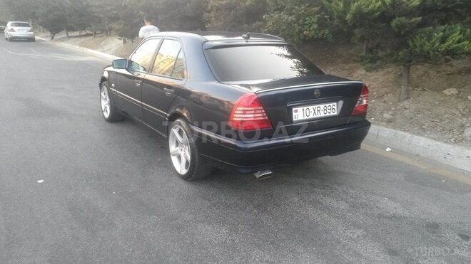 Mercedes C 200 1997, 284,659 km - 2.0 l - Bakı