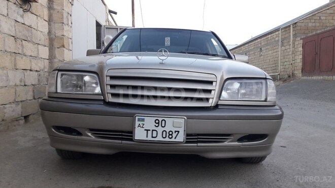 Mercedes C 230 1998, 286,000 km - 2.3 l - Bakı