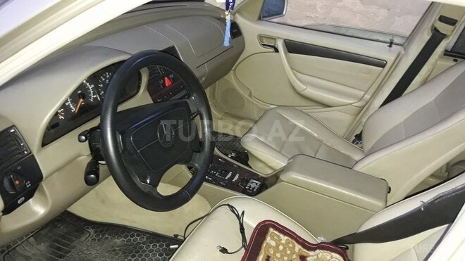 Mercedes C 230 1998, 286,000 km - 2.3 l - Bakı