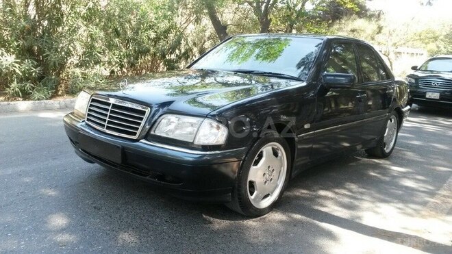 Mercedes C 240 1999, 186,000 km - 2.4 л - Xırdalan