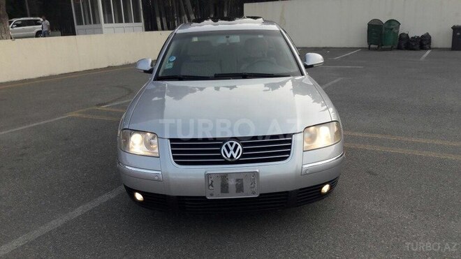 Volkswagen Passat 2004, 289,000 km - 1.8 l - Sumqayıt