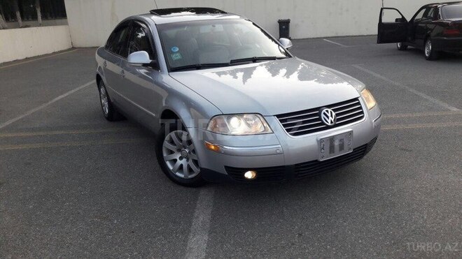 Volkswagen Passat 2004, 289,000 km - 1.8 l - Sumqayıt