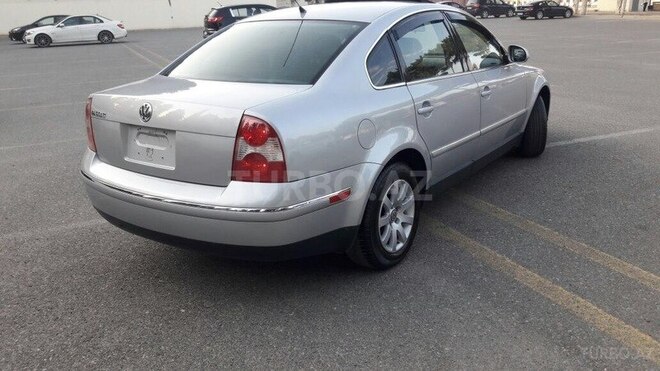 Volkswagen Passat 2004, 289,000 km - 1.8 l - Sumqayıt
