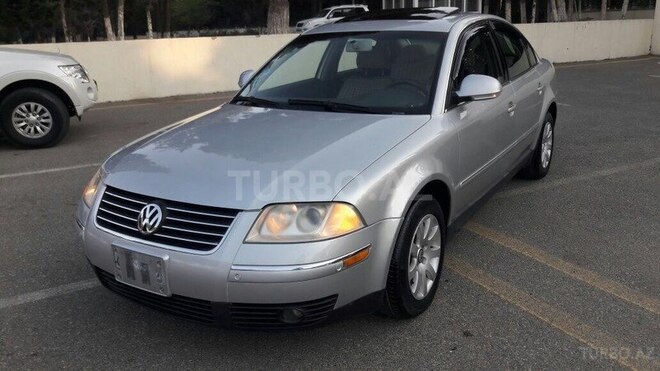 Volkswagen Passat 2004, 289,000 km - 1.8 l - Sumqayıt