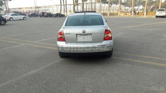 Volkswagen Passat 2004, 289,000 km - 1.8 l - Sumqayıt