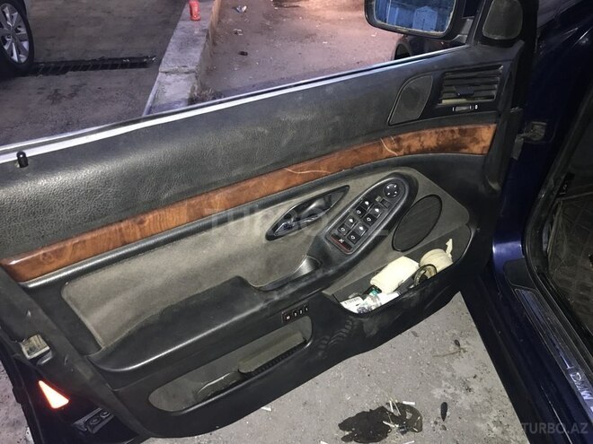 BMW 528 1995, 333,014 km - 2.8 l - Bakı
