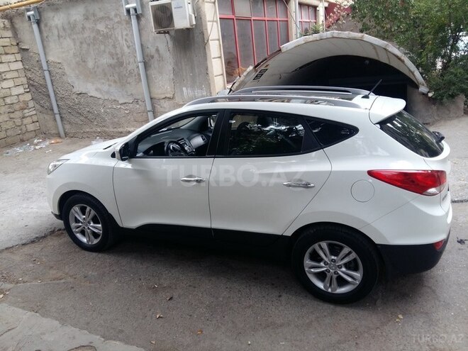Hyundai ix35 2010, 65,000 km - 2.0 l - Bakı