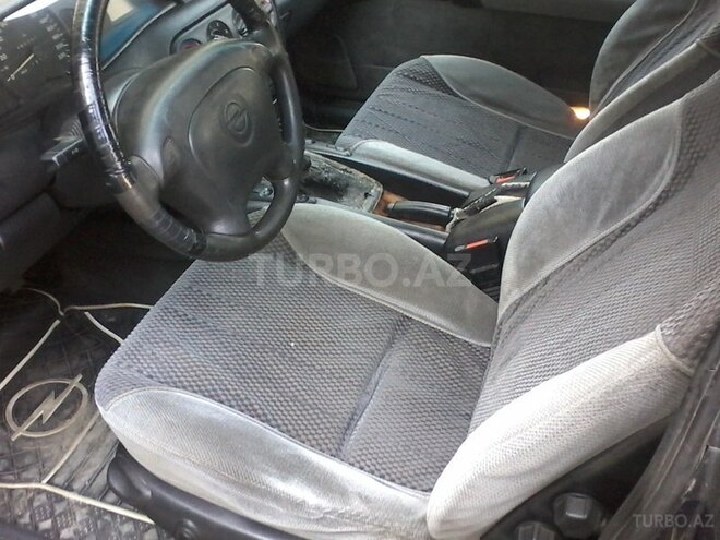 Opel Omega 1995, 255,000 km - 2.0 l - Bakı